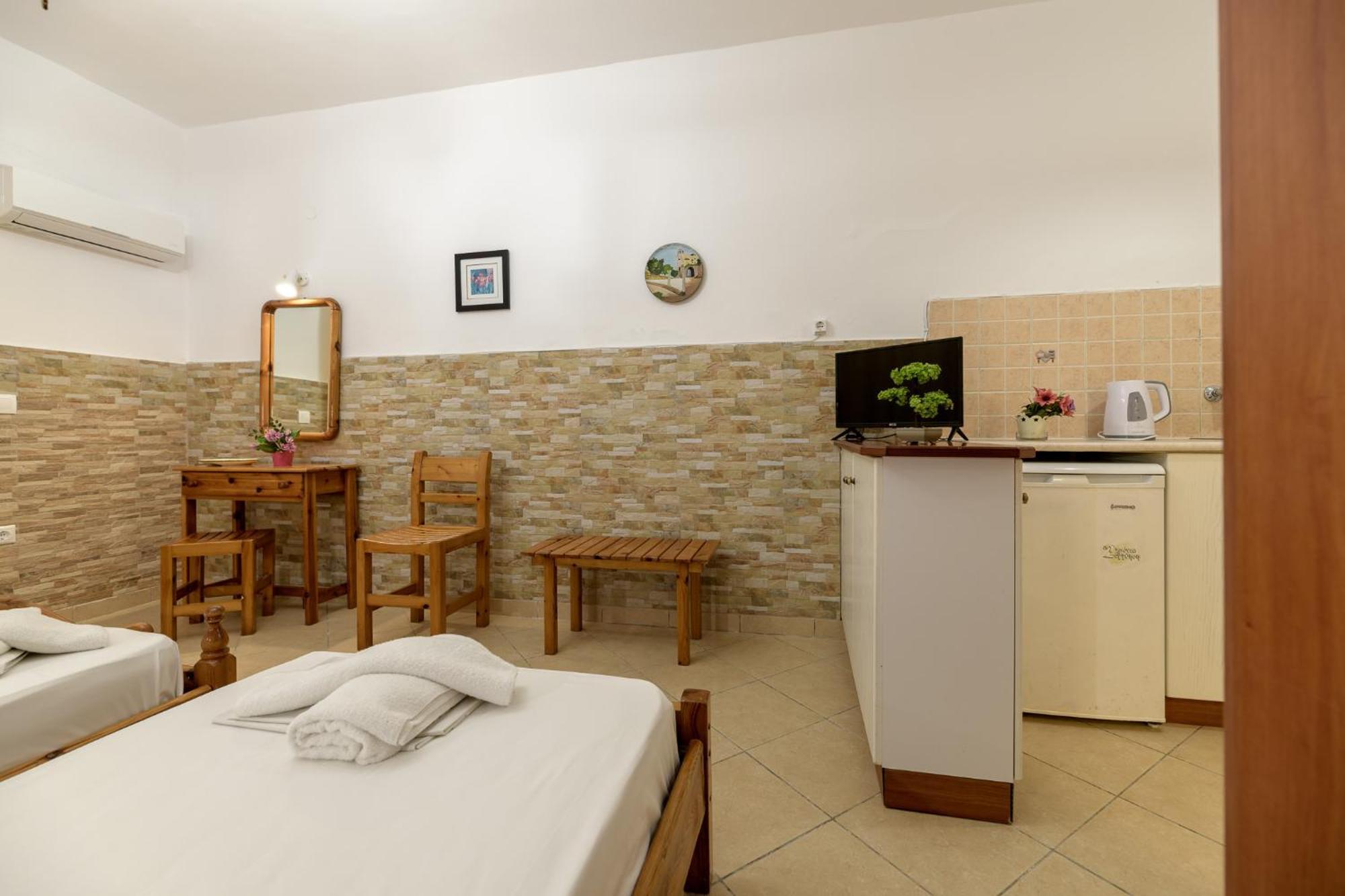 Anthi Studios & Apartments Alykes  Luaran gambar