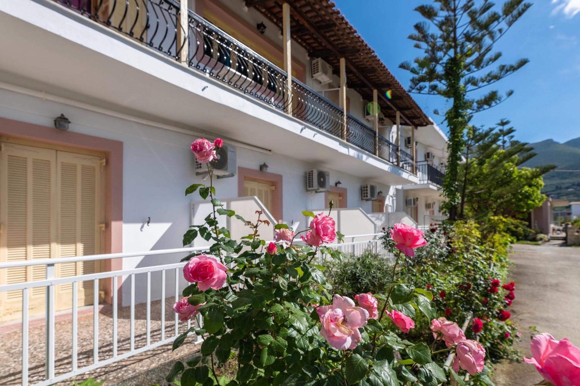 Anthi Studios & Apartments Alykes  Luaran gambar