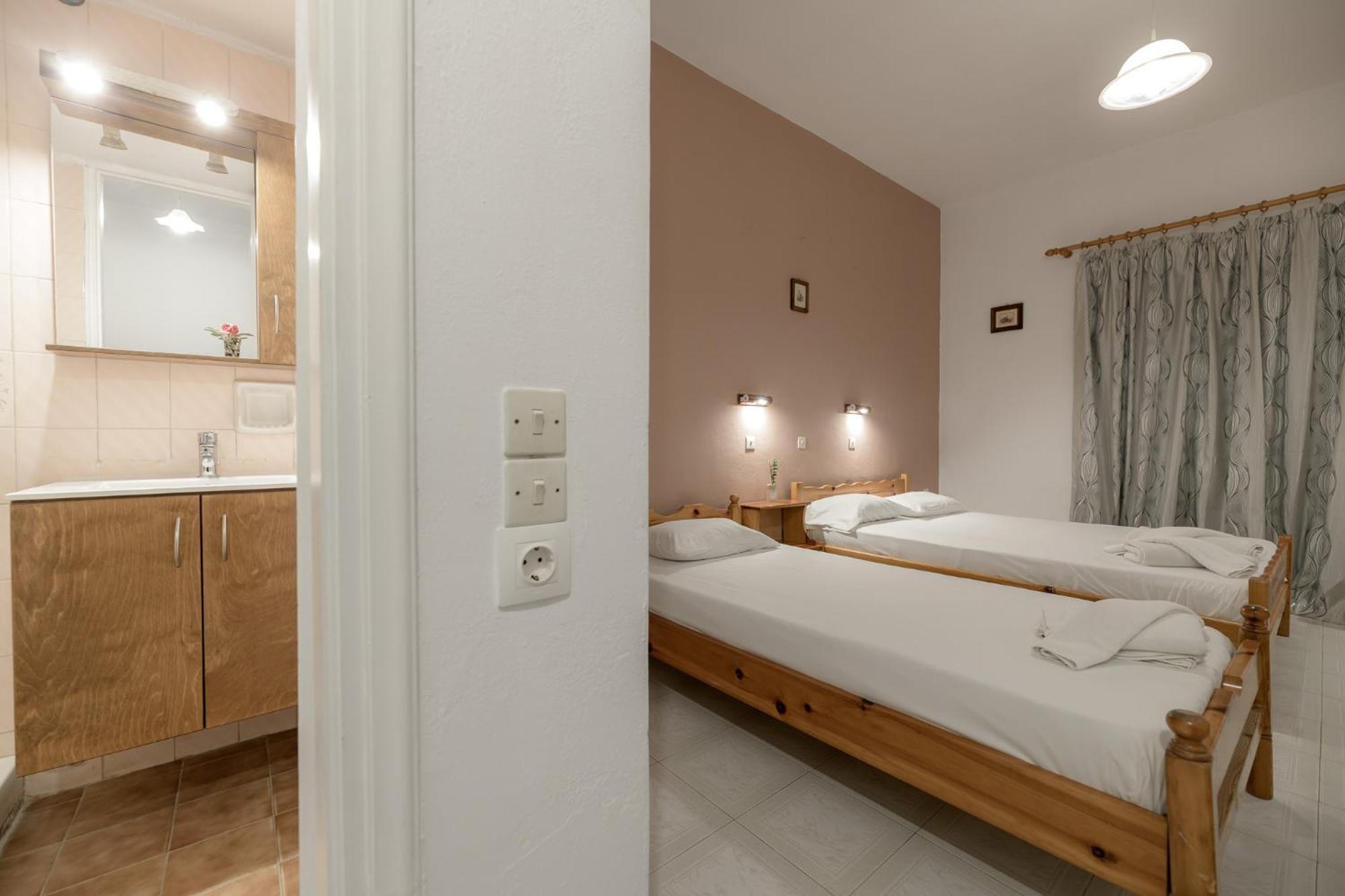 Anthi Studios & Apartments Alykes  Luaran gambar
