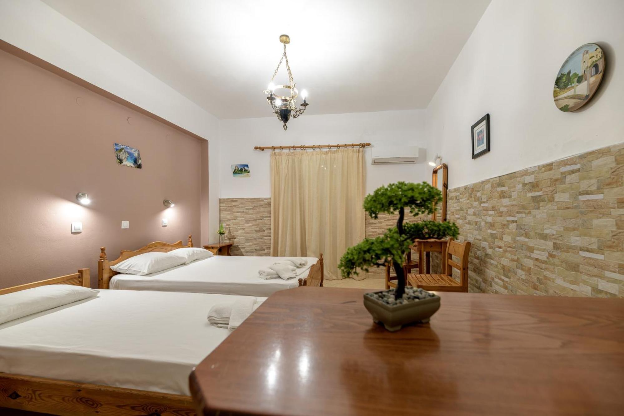 Anthi Studios & Apartments Alykes  Luaran gambar