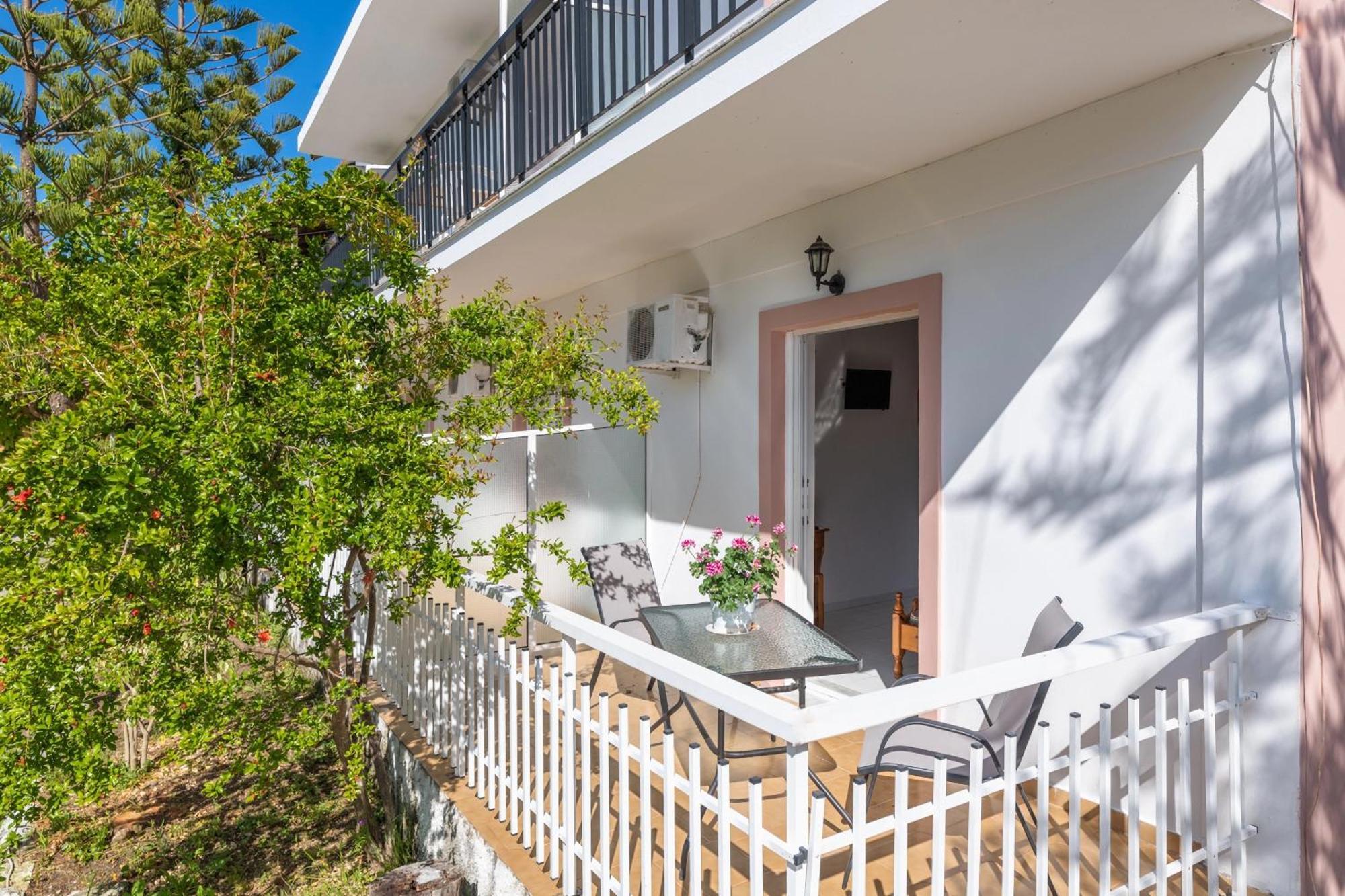 Anthi Studios & Apartments Alykes  Luaran gambar