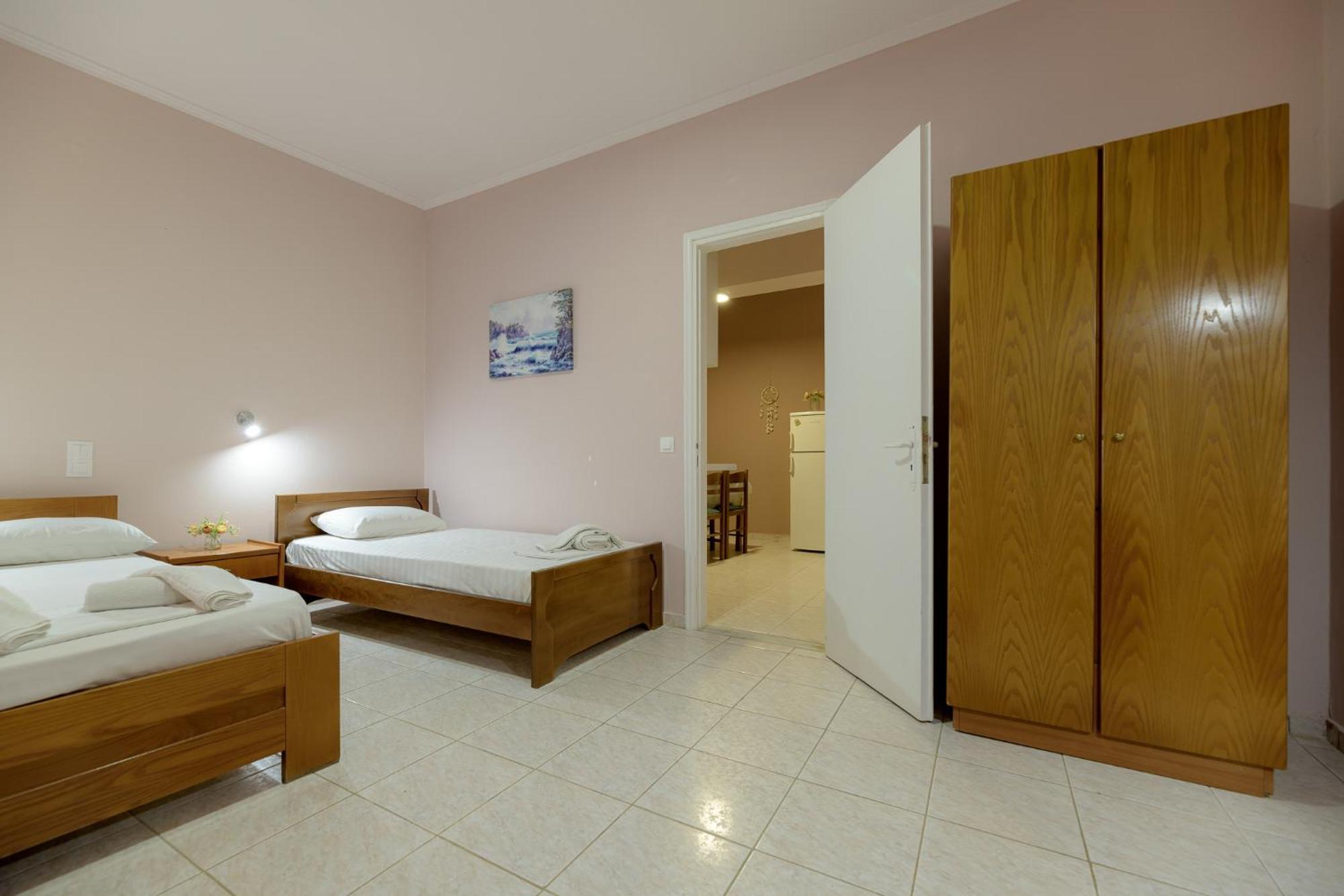 Anthi Studios & Apartments Alykes  Luaran gambar