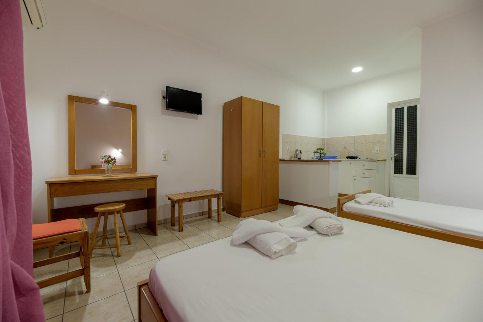 Anthi Studios & Apartments Alykes  Luaran gambar